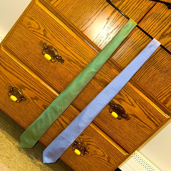 Bundle of 2 Men’s Ties (Blue: Calvin Klein) (Green: Perry Ellis Portfolio) 🩵💚 - Picture 6 of 6